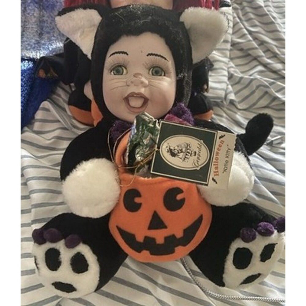 Geppeddo Cuddle Kids Halloween Black Cat Porcelain Face Plush Doll 2002